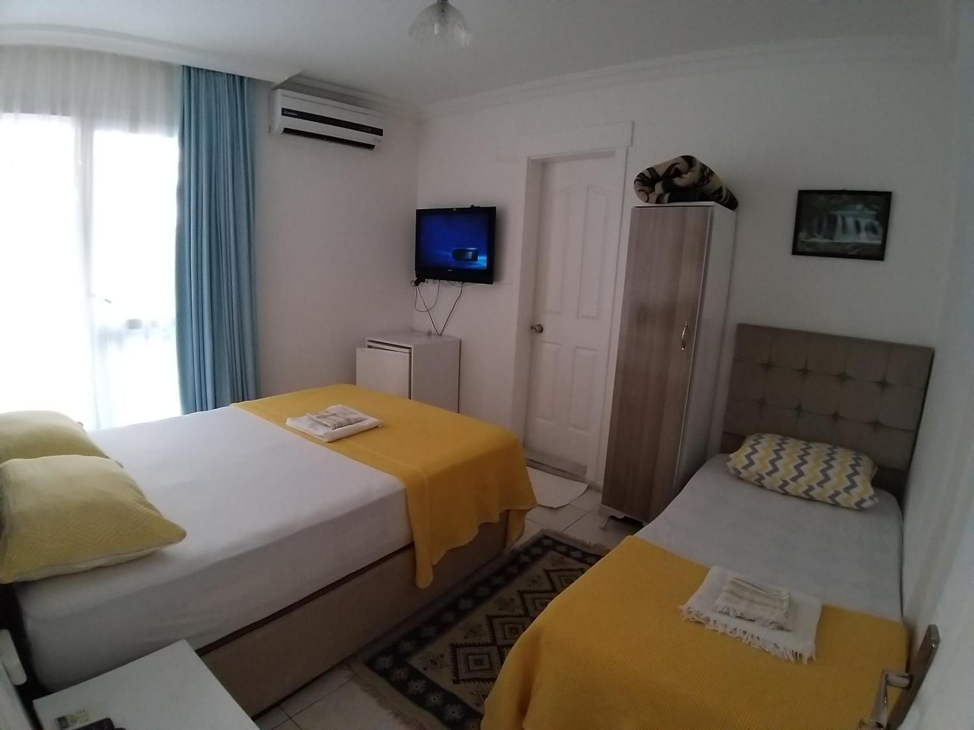 Beyaz Apart Pansiyon Cesme Exterior photo