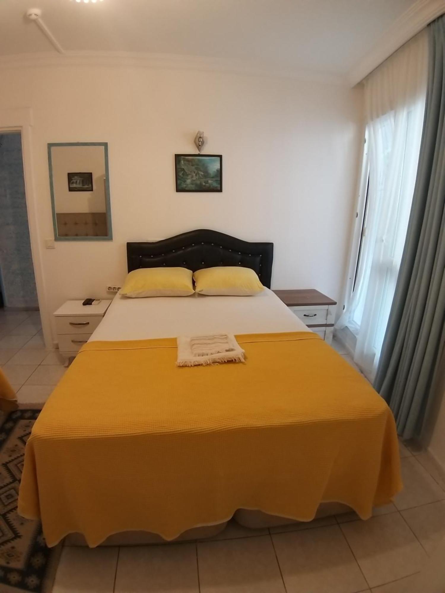 Beyaz Apart Pansiyon Cesme Exterior photo
